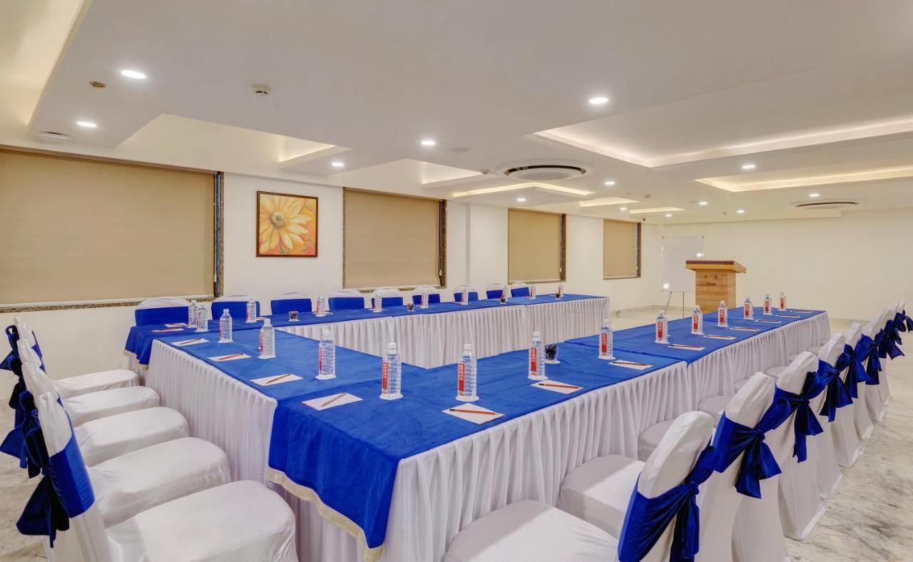 Click Collection Jaipur, Sindhi Camp Hotel ภายนอก รูปภาพ